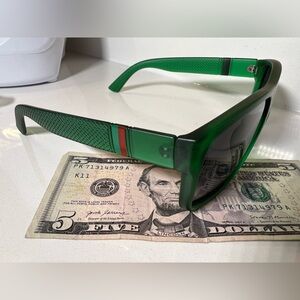 Unisex NEW Polarized New UVA UVB great for the beach and pool - or daily life